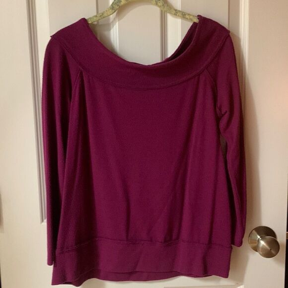 Gibson Tops - Boatneck Magenta Knit‎ Top